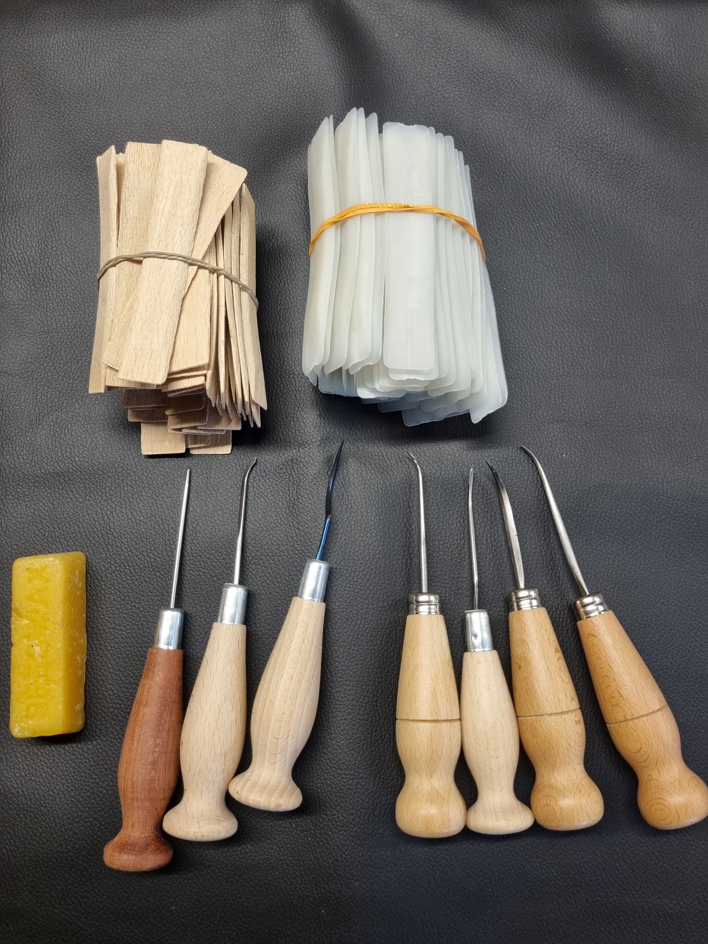 A Collection of Vintage Hand Sewing Awls Plastic and Wooden Shanks