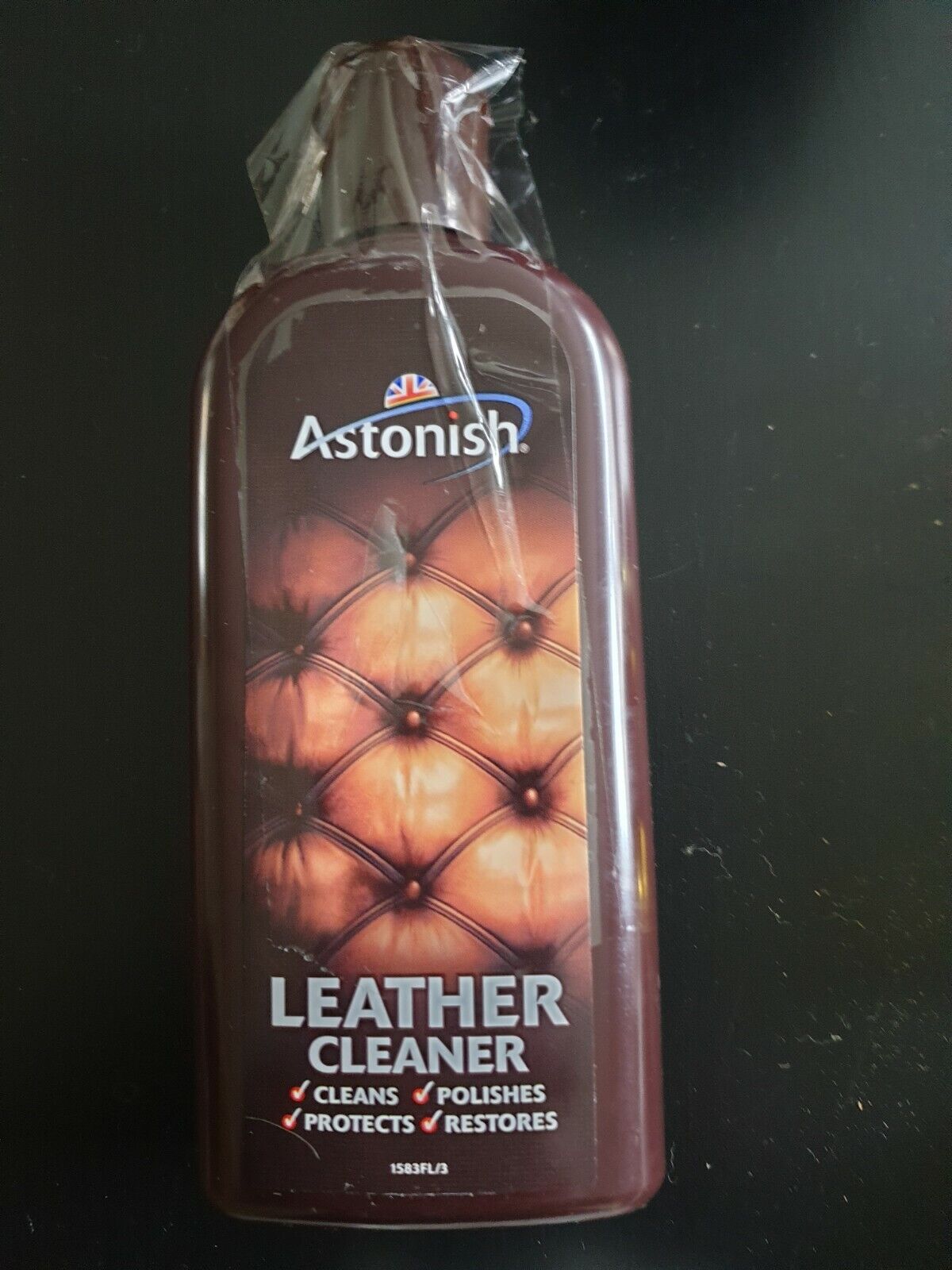 Leather cleaning and restoring kits